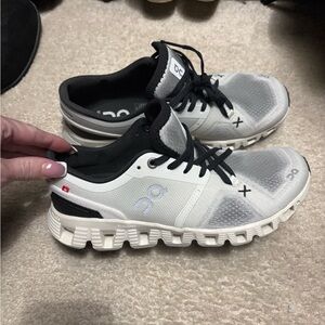 ON Women's Black and White Sneakers